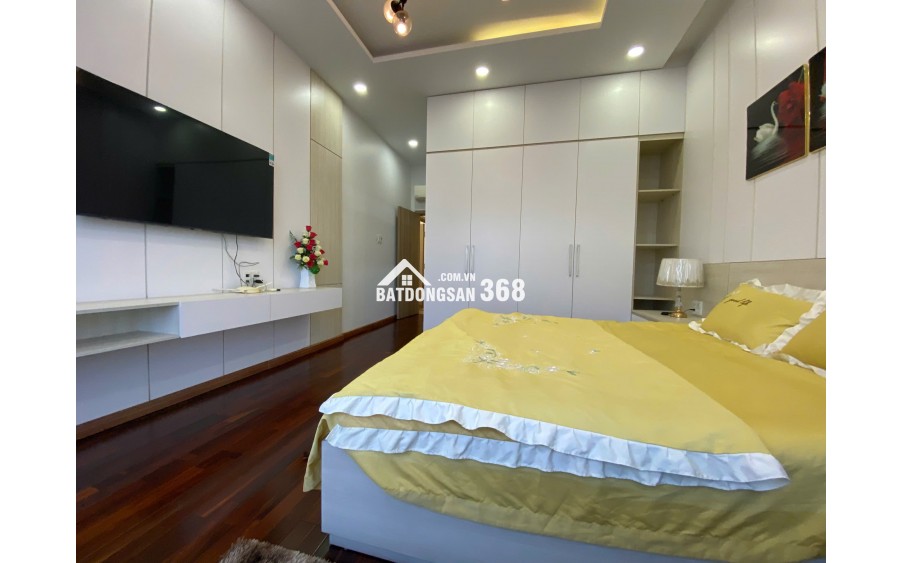 NHANH TAY SỞ HỮU BIỆT THỰ SIÊU ĐẸP–LONG LANH TRÊN ĐƯỜNG THĂNG LONG-DT KHỦNG 150M